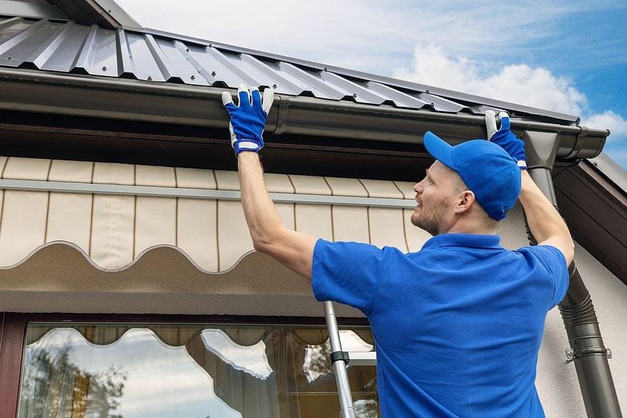 Why Seamless Gutters Are the Best Choice for Modern Homes